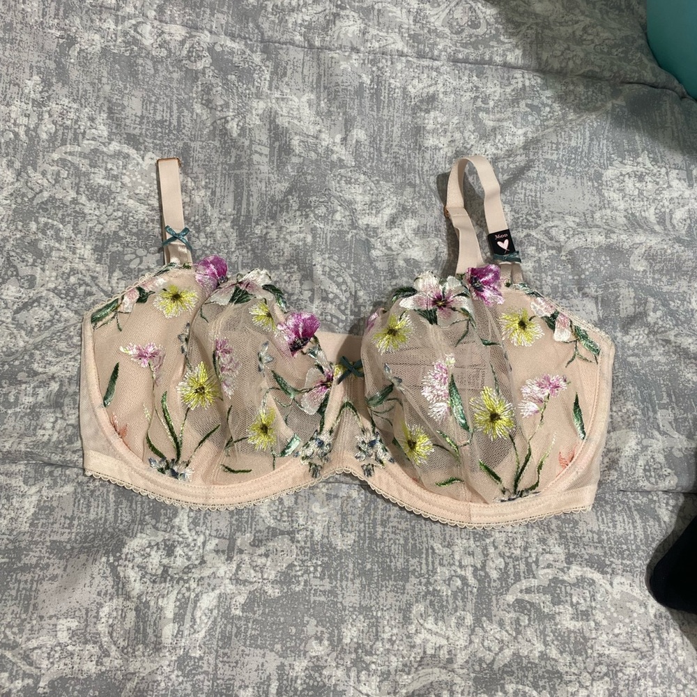 Victoria’s Secret Floral Sexy Bra